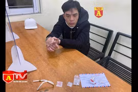 Phát hiện lực lượng 141 kiểm tra, đối tượng tàng trữ ma tuý vứt xe bỏ chạy