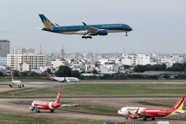 Bao giờ có thể khởi công nhà ga T3, giải cứu tắc nghẽn Tân Sơn Nhất?