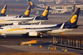 Máy bay Ấn Độ hạ cánh khẩn cấp