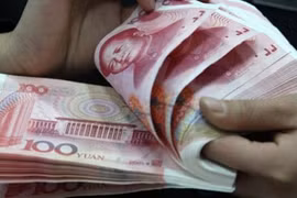 Nữ sinh Trung Quốc phải "thế chấp" ảnh khỏa thân khi vay nặng lãi