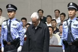 Vợ, con của ông Chu Vĩnh Khang lĩnh án tù