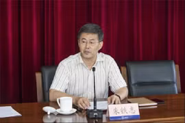 Phó tổng biên tập tạp chí đảng Trung Quốc tự tử