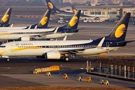 Máy bay Ấn Độ hạ cánh khẩn cấp