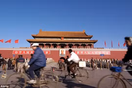 Hiến tinh trùng, được tặng iPhone