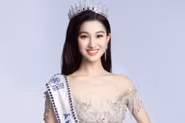 Á hậu Phương Nhi lên tiếng về tin đồn bỏ học 