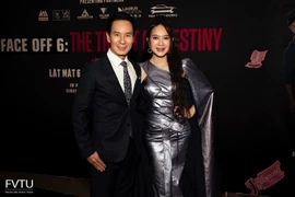 Vợ chồng Lý Hải thực hiện chuyến giao lưu đặc biệt với khán giả của phim "Lật mặt 6"