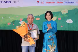 Tìm ra chủ nhân giải thưởng "Hiệp sĩ Dế Mèn" sau 2 năm bỏ ngỏ 