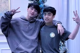 Anh em Sơn Tùng và Mono lần đầu "đọ" sức hút trên cùng một sân khấu 