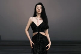 Tiết lộ về nhà thiết kế Việt Nam được Phạm Băng Băng "chọn mặt gửi vàng"