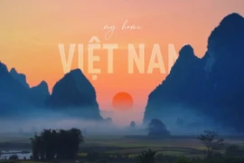 Chủ nhân kênh Youtube đạt 1 tỷ lượt nghe ra MV quảng bá đất nước Việt Nam