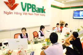 "Độc chiêu" của ngân hàng: Tặng tiền mặt cho khách mở thẻ tín dụng