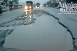 Vá đường hay gài bẫy trên đường?!