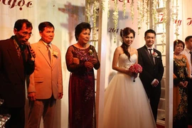 Đám cưới ngọt ngào của Khánh Ngọc