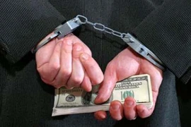 Thi hành kỷ luật Chủ tịch Hội chữ thập đỏ Khánh Hòa