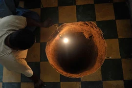 Hãi hùng “hố tử thần” dưới gầm giường