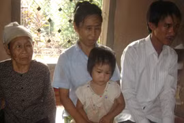 Ba thế hệ mù xua bóng tối