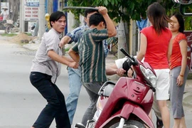 Đâm chết người ngay tại đám cưới