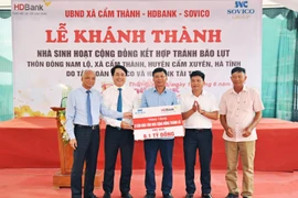 HDBank, Sovico trao tặng 3 nhà cộng đồng tránh lũ trị giá 6,1 tỷ đồng cho tỉnh Hà Tĩnh 