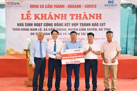 HDBank, Sovico trao tặng 3 nhà cộng đồng tránh lũ trị giá 6,1 tỷ đồng cho tỉnh Hà Tĩnh 