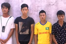 Bắt nhóm trai làng chặn đường “làm luật” xe tải né trạm cân