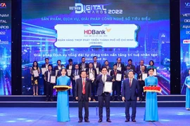 Đẩy mạnh chuyển đổi số, HDBank đạt giải thưởng Chuyển đổi số Việt Nam 2022 