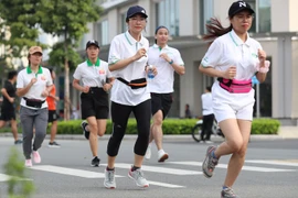 Tham gia chạy bộ cộng đồng, Nutimilk đóng góp 1 tỷ đồng cho các tổ chức xã hội