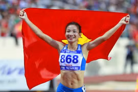 Nguyễn Thị Oanh 'vô đối' trên đường chạy 5.000m SEA Games