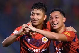 Công an Hà Nội FC trước cơ hội đoạt "cú ăn ba" lịch sử