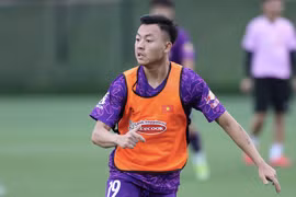 Tiền vệ Thái Sơn: "U23 Việt Nam nỗ lực qua vòng bảng rồi tính tiếp"