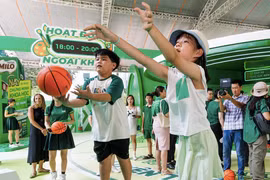 Trải nghiệm “Trạm sạc sức bền 24h khổng lồ” tại Hà Nội