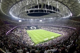 ĐT Việt Nam trải nghiệm mặt cỏ World Cup ở Qatar