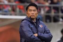 Lộ diện HLV thứ 4 dẫn dắt Hà Nội FC mùa này