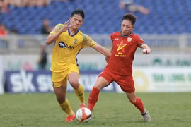 SLNA thoát hiểm ngoạn mục, Hà Tĩnh phải đá play-off 