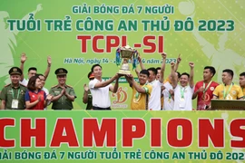 Toàn cảnh lễ trao giải bóng đá 7 người TCPL-S1