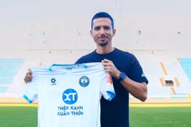 CLB Nam Định thuê HLV người Bồ Đào Nha