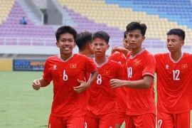 Đại thắng Myanmar 5-1, U16 Việt Nam vào bán kết