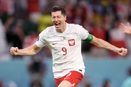 Lewandowski ghi bàn lịch sử, Ba Lan chiến thắng Ả Rập Xê Út