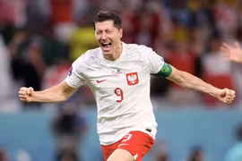 Lewandowski ghi bàn lịch sử, Ba Lan chiến thắng Ả Rập Xê Út
