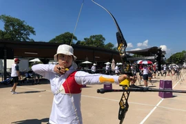 Nữ cung thủ Việt Nam gặp khó sau màn ra quân không như ý