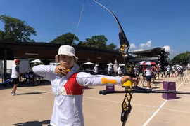 Nữ cung thủ Việt Nam gặp khó sau màn ra quân không như ý