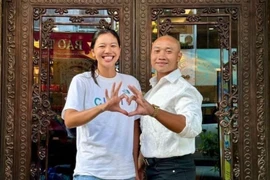 Ánh Viên cùng Bệu bé bỏng tạo hình trái tim, gây sốt mạng xã hội