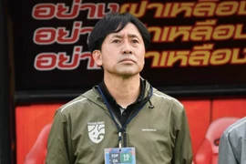 Đá giải với Việt Nam, HLV Thái Lan thấp thỏm lo mất ghế