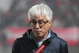 HLV Tsutomu Ogura từ chức, đòn giáng mạnh vào tuyển Singapore