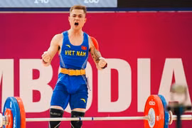 Lực sỹ Việt Nam thâu tóm huy chương cử tạ thế giới hạng 55kg