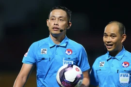 Bỏ qua 11m cho HAGL, trọng tài 'xịn' nhất Việt Nam chờ án kỷ luật