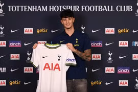 Sao trẻ nước Anh được Thái Lan săn đón nhập tịch là ai?