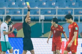 Trọng tài từng phạt Văn Toàn lỗi ăn vạ bắt trận Việt Nam - Philippines