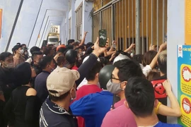 "Sốt vé" trận Hải Phòng - Hà Nội