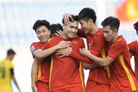 U23 đấu ĐT Việt Nam dưới sự chỉ đạo của tân HLV Troussier