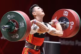 Hôm nay 25-7, đoàn Việt Nam ngóng huy chương từ sàn đấu cử tạ